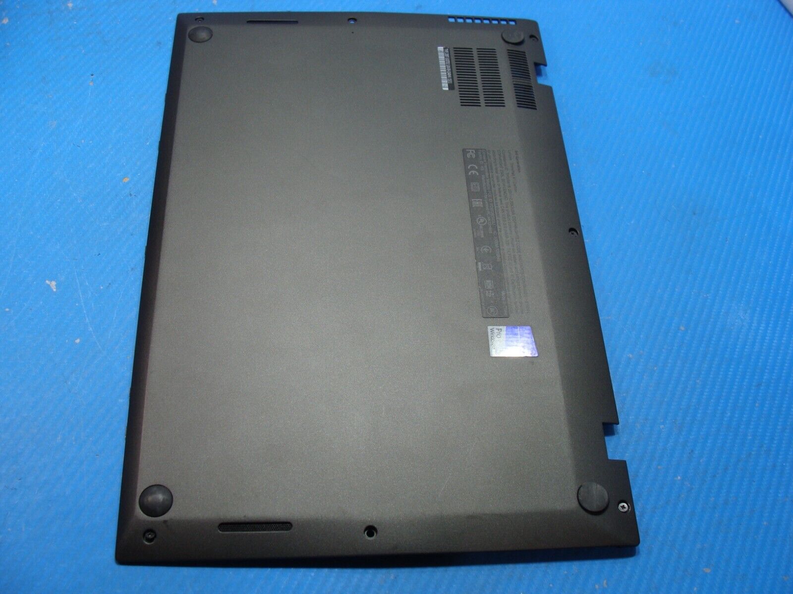 Lenovo ThinkPad 14” X1 Carbon 3rd Gen OEM Bottom Case Base Cover Black 00HN987