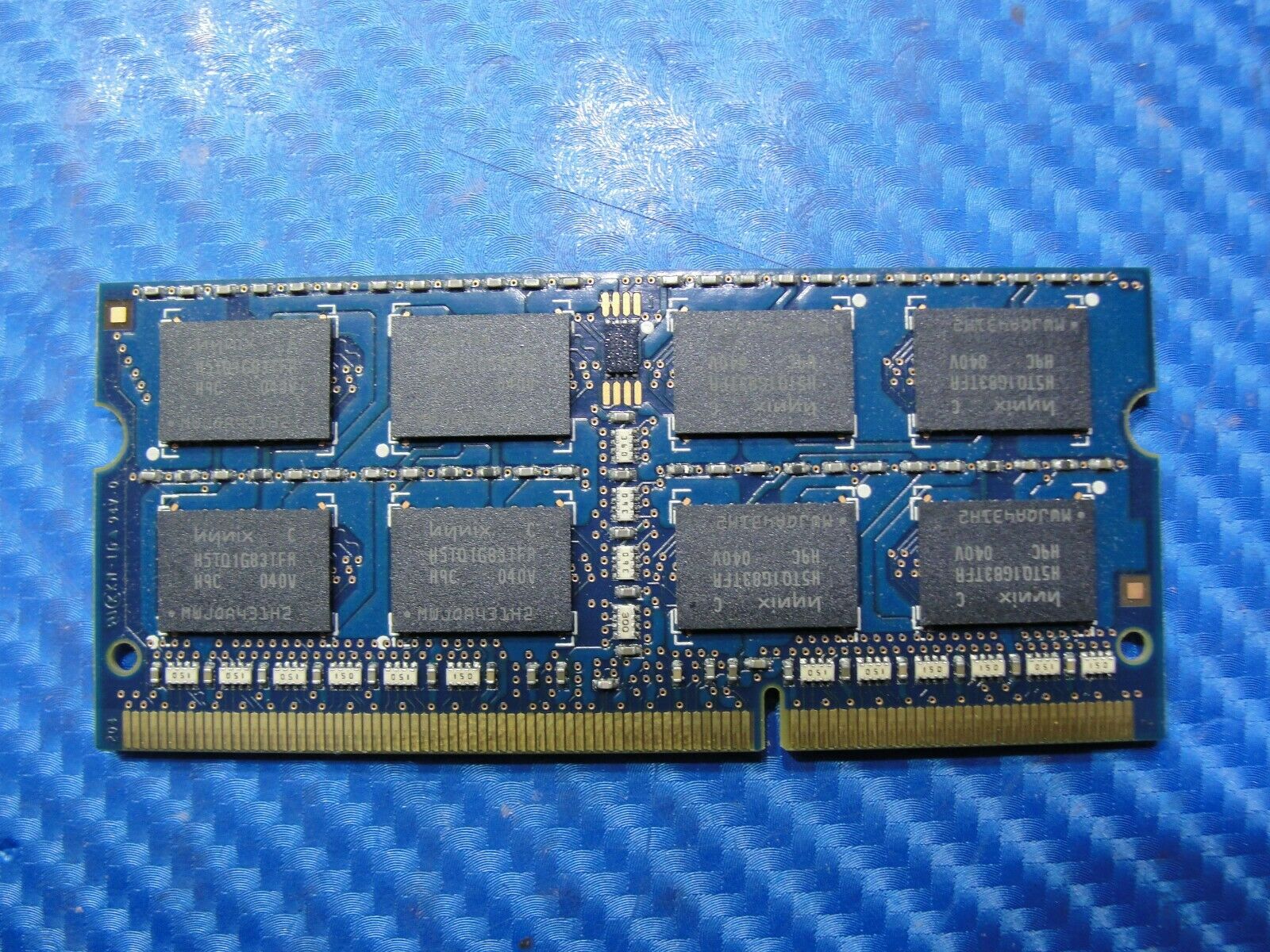 iMac A1312 Laptop Hynix 2GB Memory PC3-10600S-9-10-F2 HMT125S6TFR8C-H9 Hynix