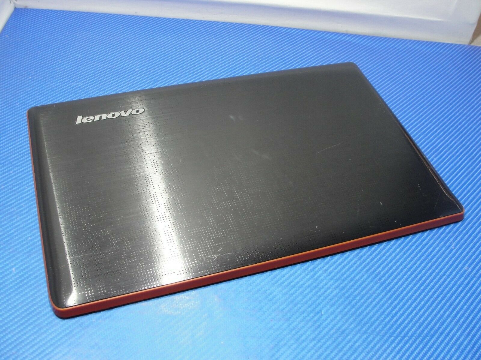 Lenovo Ideapad Y570 15.6