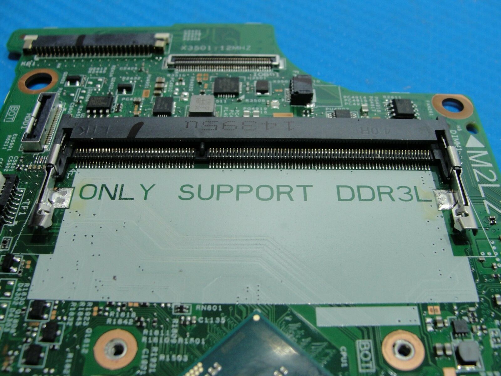 Dell Inspiron 11-3147 11.6