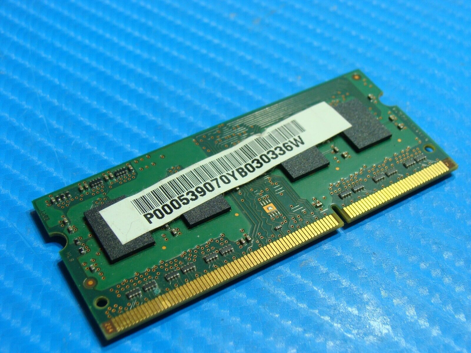 Toshiba S55t-A5334 Samsung 2GB PC3-10600S SO-DIMM RAM Memory M471B5773DH0-CH9 Samsung