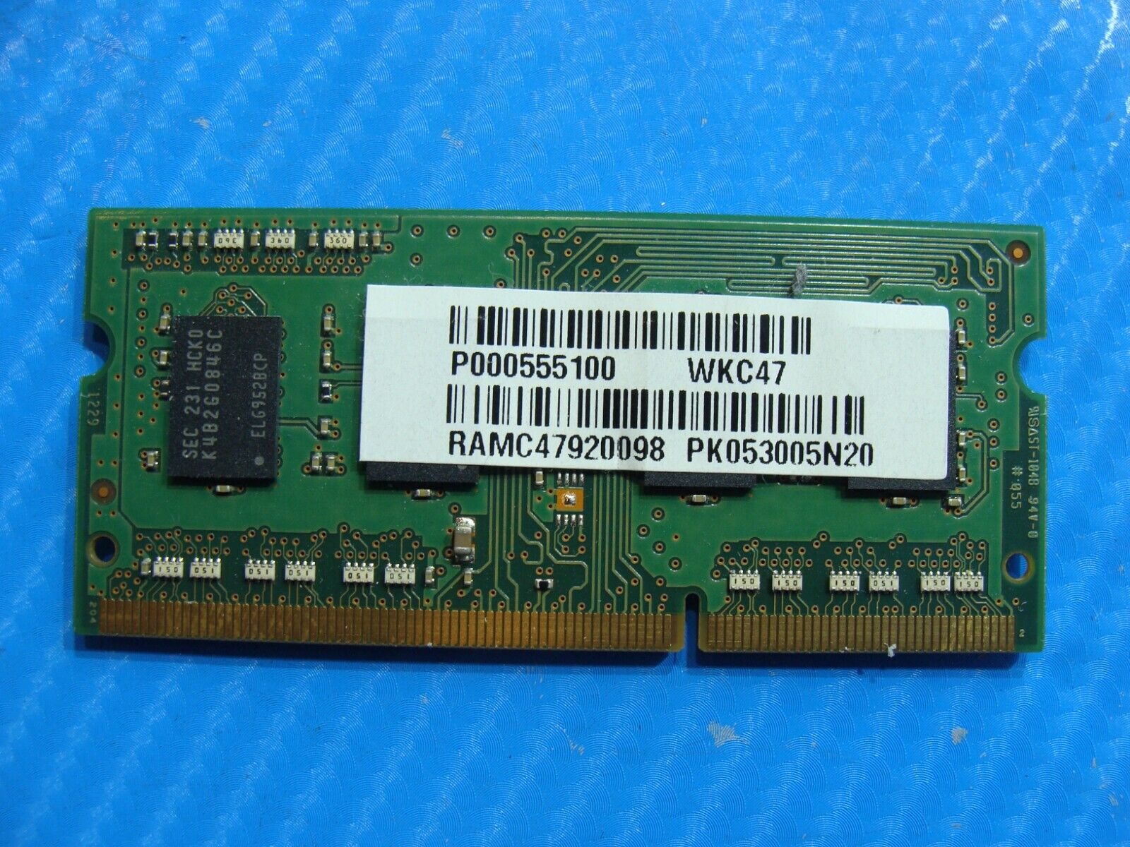 Toshiba U945 Samsung 2GB 1Rx8 PC3-12800S SO-DIMM Memory RAM M471B5773CHS-CK0