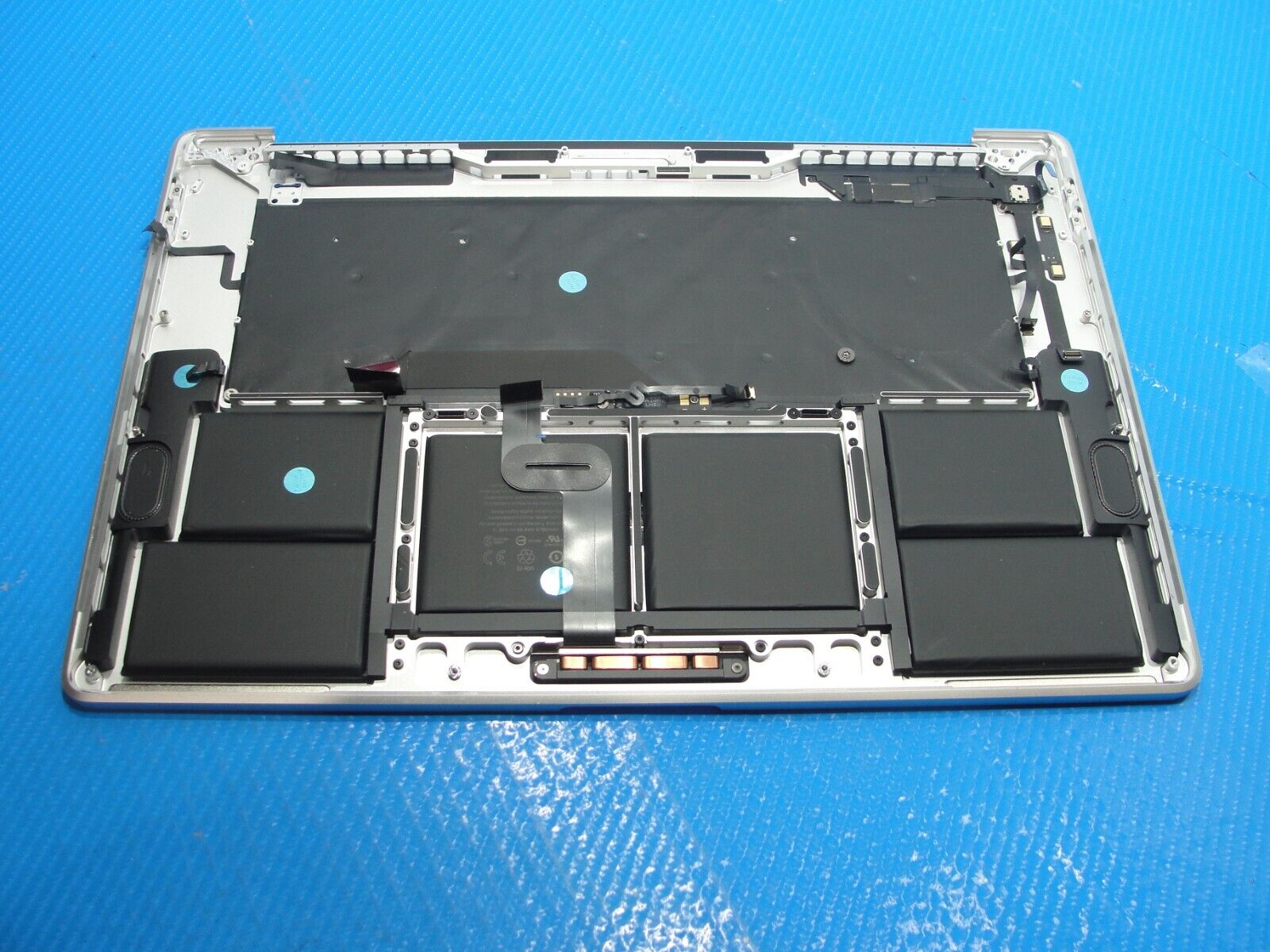 MacBook Pro A2141 16