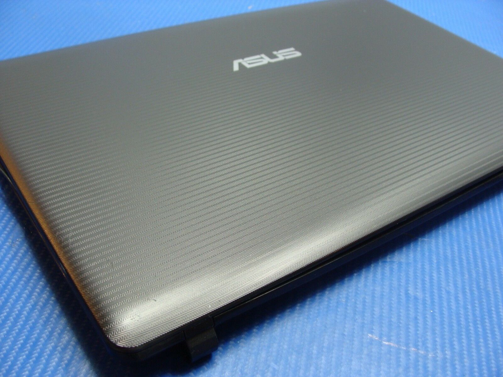 Asus 15.6