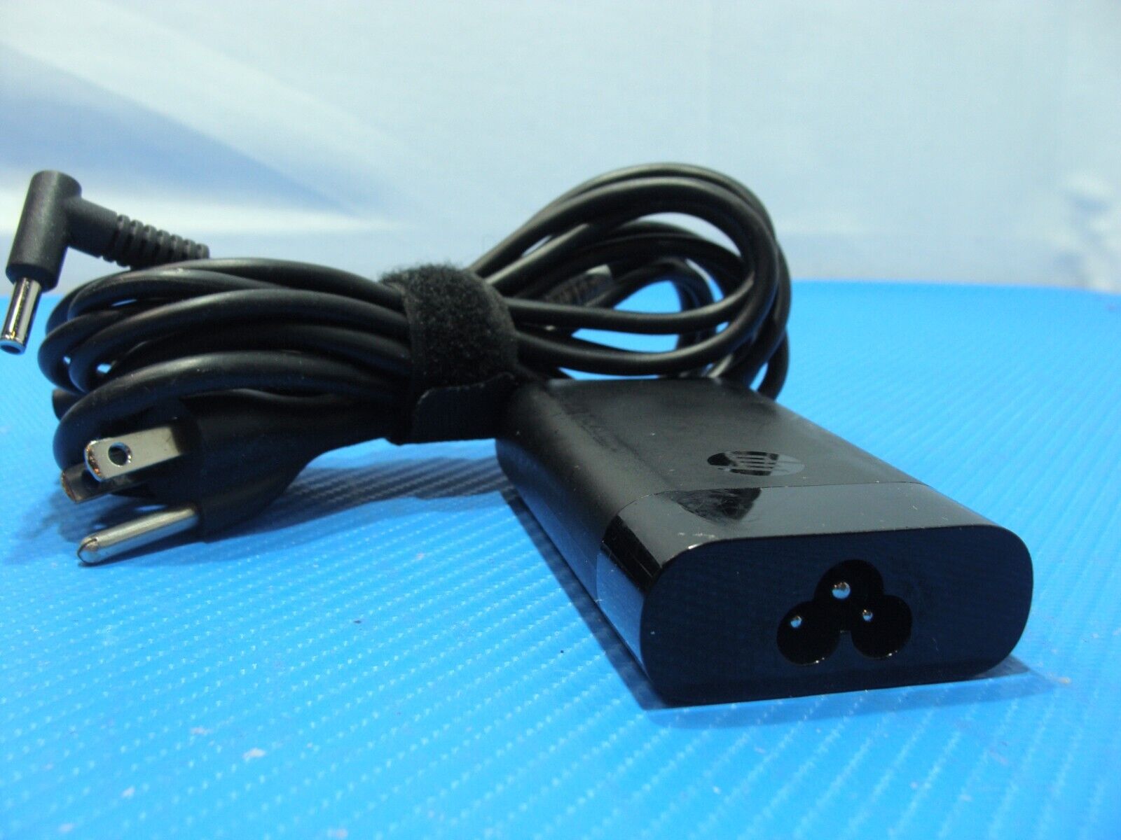 65W Genuine HP Laptop Charger New L23960-001, L24008-001, TPN-LA14 AC Adapter