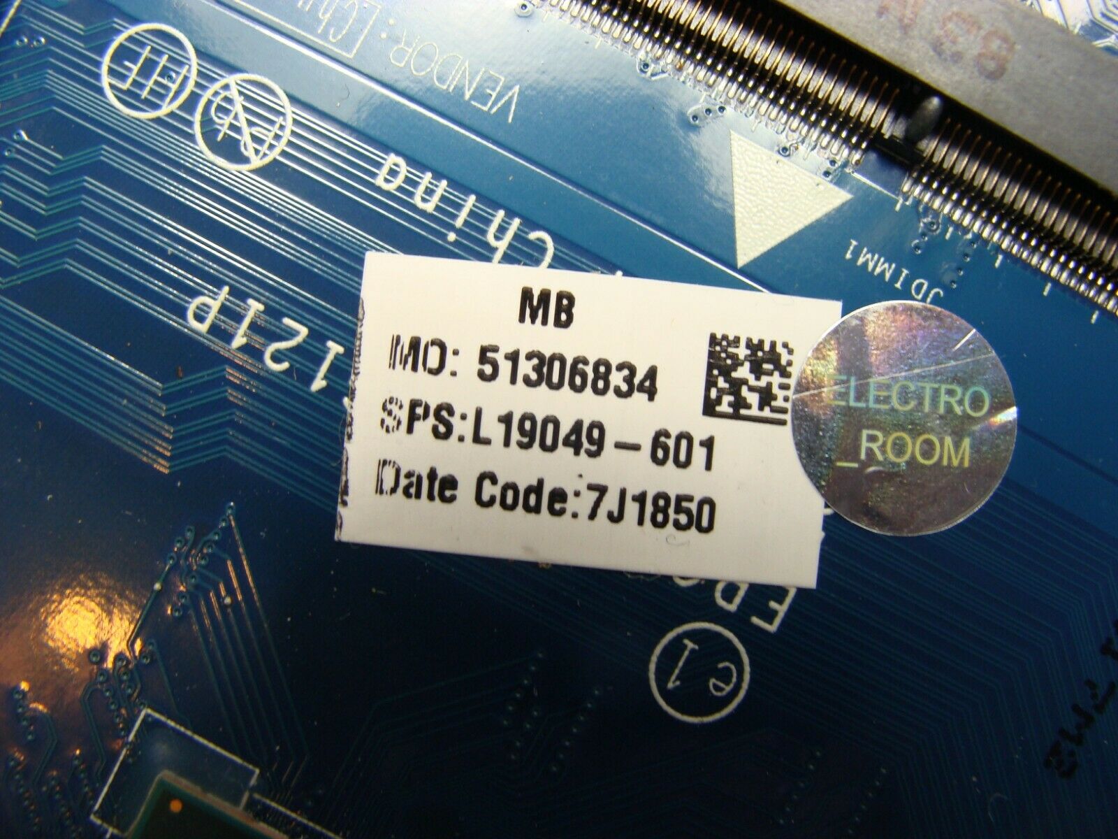 HP 15-bs212wm 15.6