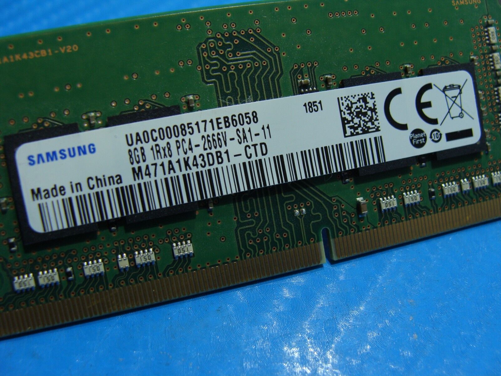 Dell 15 9570 Samsung 16GB (2x8GB) PC4-2666V Memory RAM SO-DIMM M471A1K43DB1-CTD