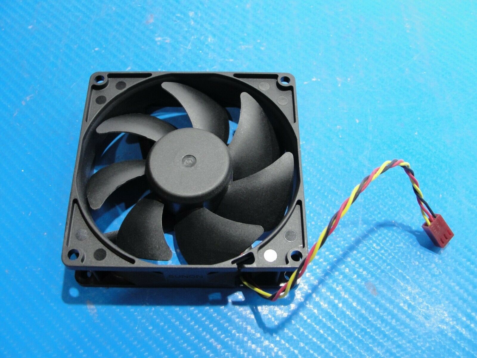 Dell XPS 8700 Genuine Desktop CPU Cooling Fan RKC55 Dell