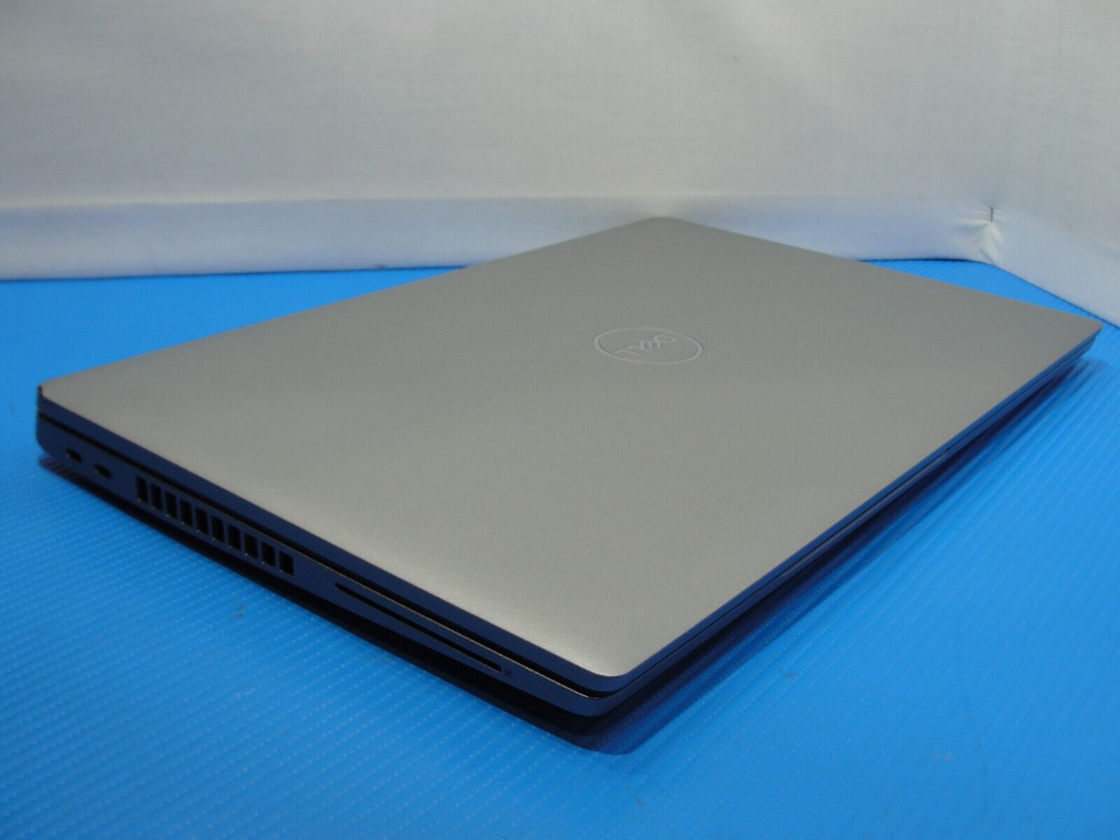 Dell Latitude 5530 15.6