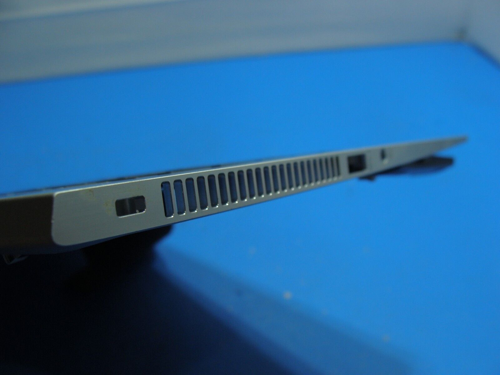 HP EliteBook 1040 G4 14