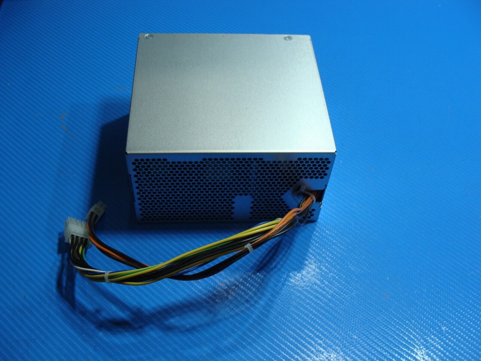 Lenovo ThinkCentre M700 Genuine Desktop 250W Power Supply PCE026 54Y8934