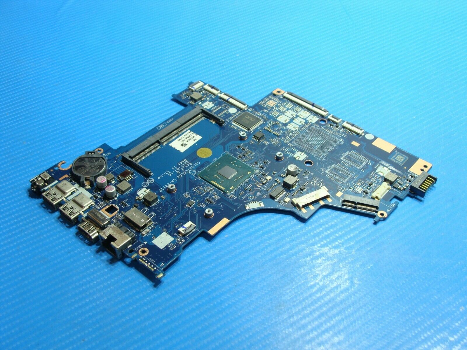 HP Notebook 15-bs020wm 15.6