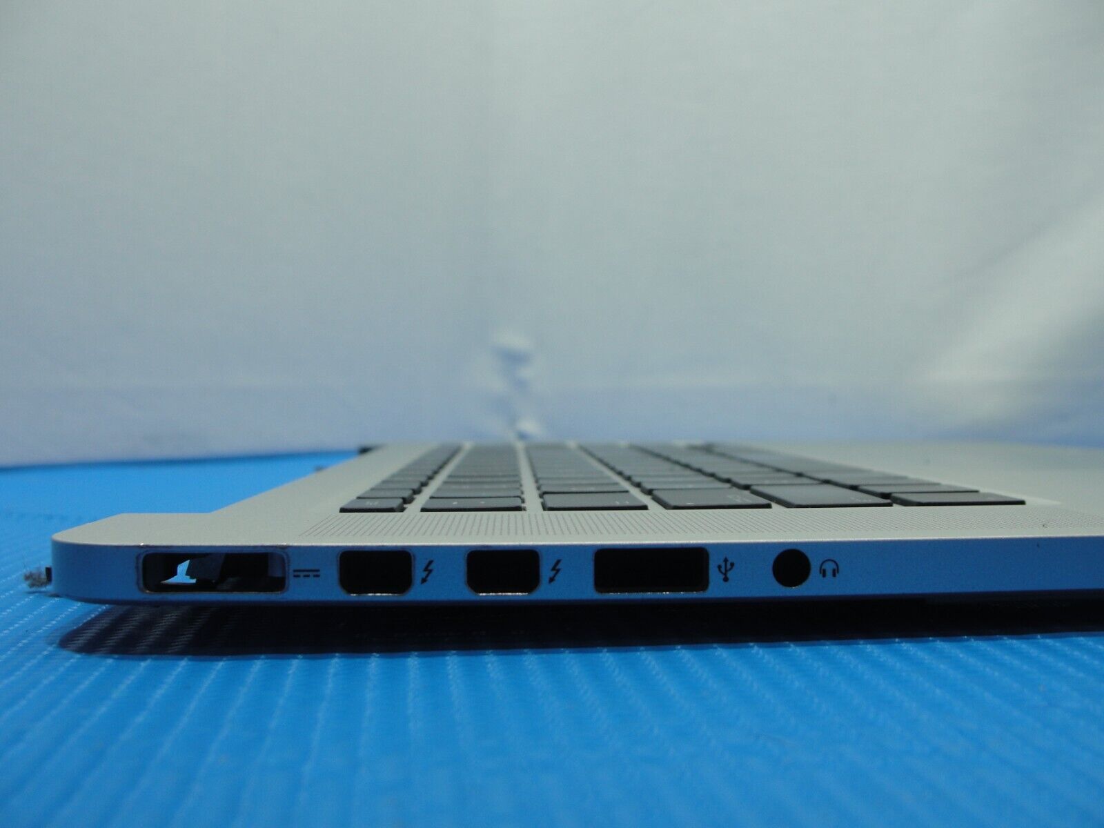 MacBook Pro A1398 Mid 2015 MJLQ2LL/A MJLT2LL/A 15