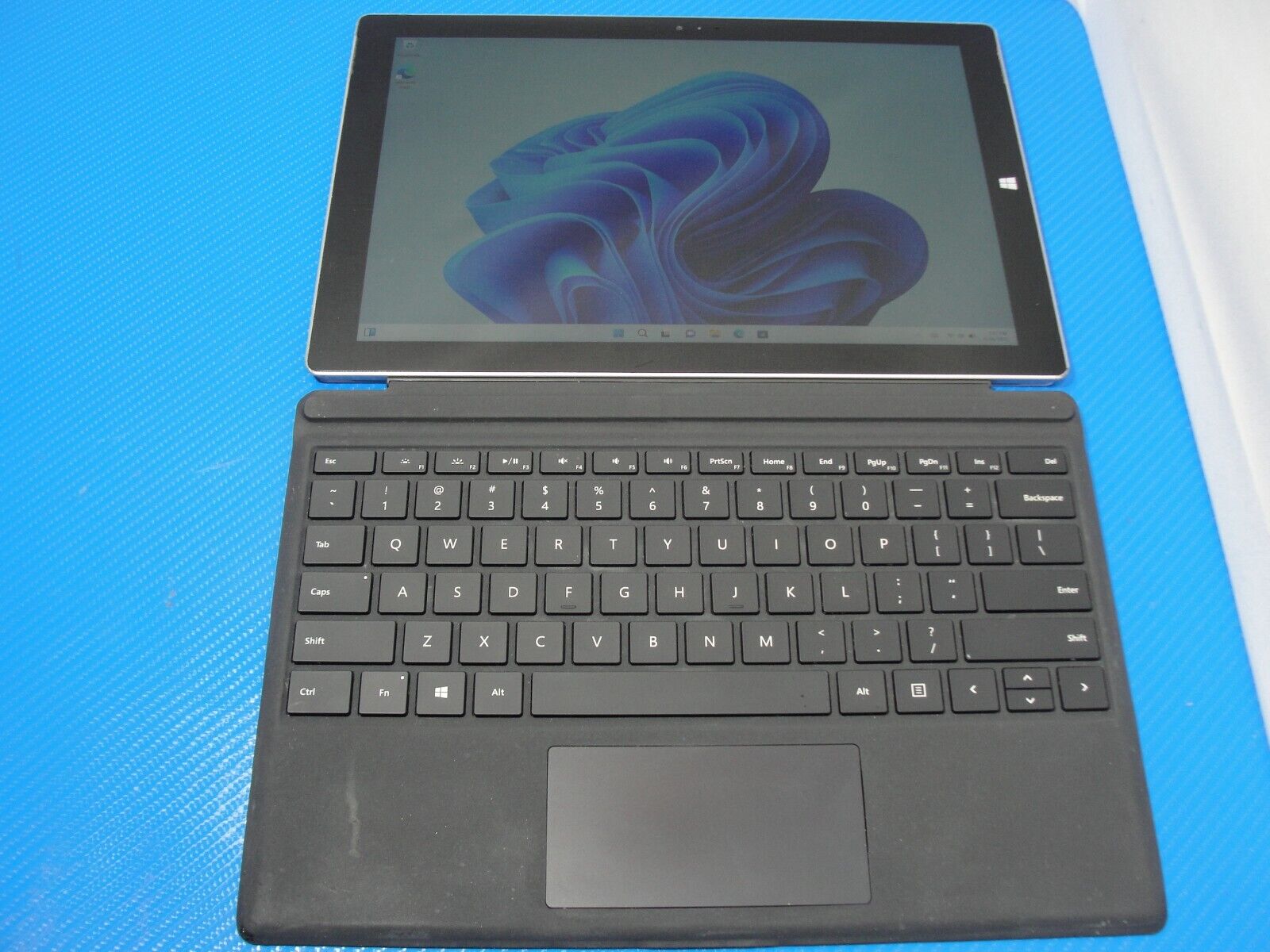 Microsoft Surface Pro 3 1631 12.3