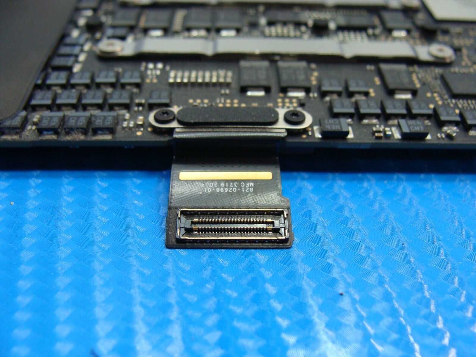 MacBook Pro A2141 2019 16 i7 2.6GHz 16GB 512GB 5300M 4GB Logic Board 661-14104