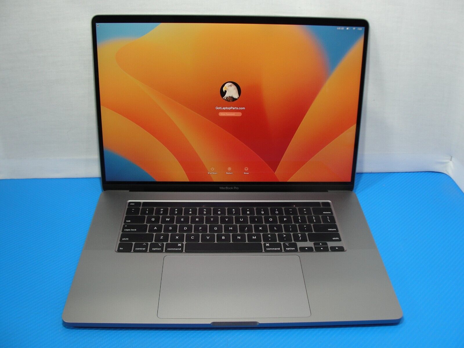 8 cycle Apple MacBook Pro 16 2019 Intel i9-9980HK 64GB 1TB Pro 5500M 8GB Grade A