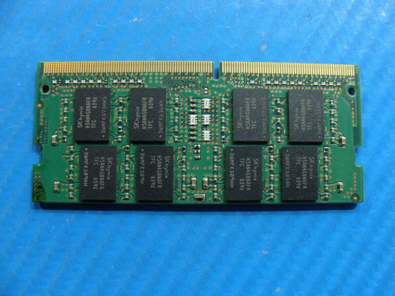 Dell E5470 So-Dimm SK Hynix 8GB 2Rx8 Memory RAM PC4-2133P HMA41GS6AFR8N-TF