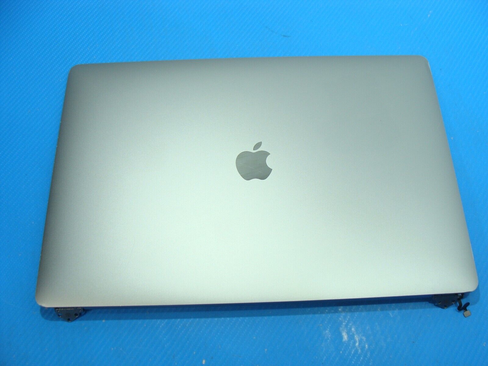 MacBook Pro 16