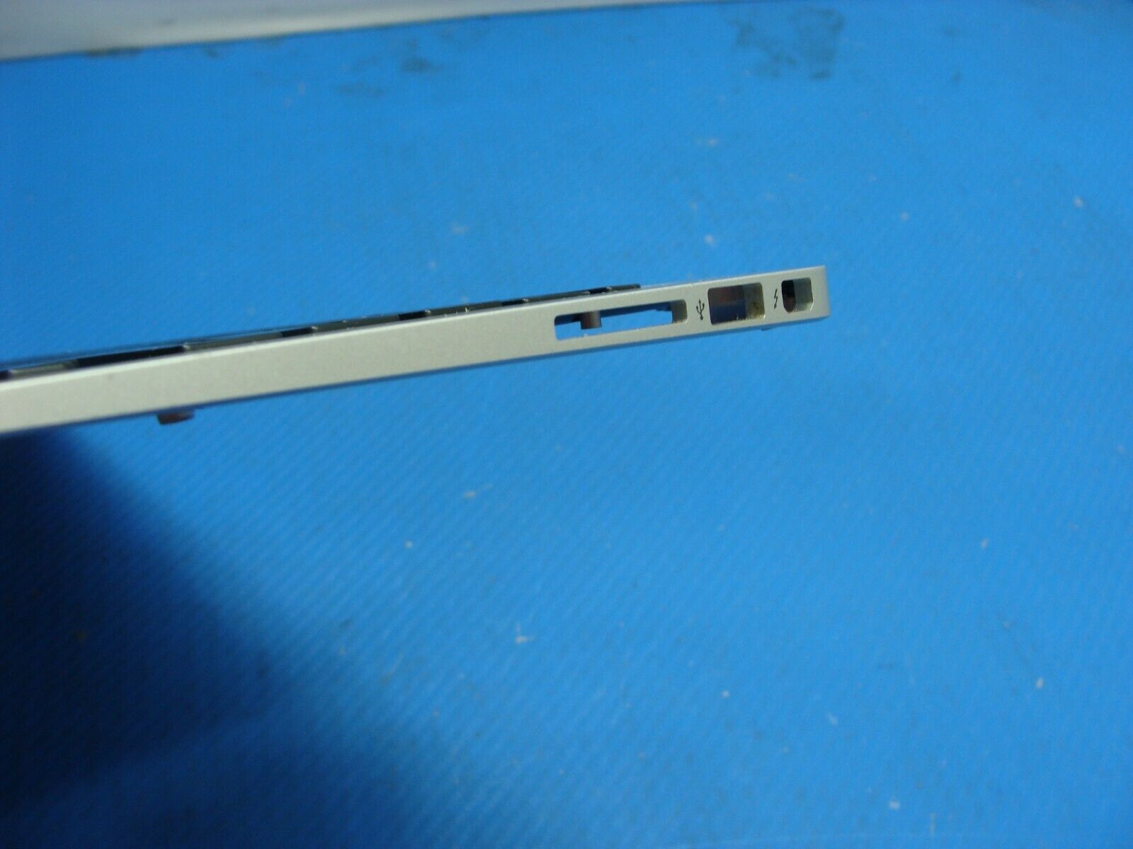 MacBook Air A1466 MD760LL/B Early 2014 13