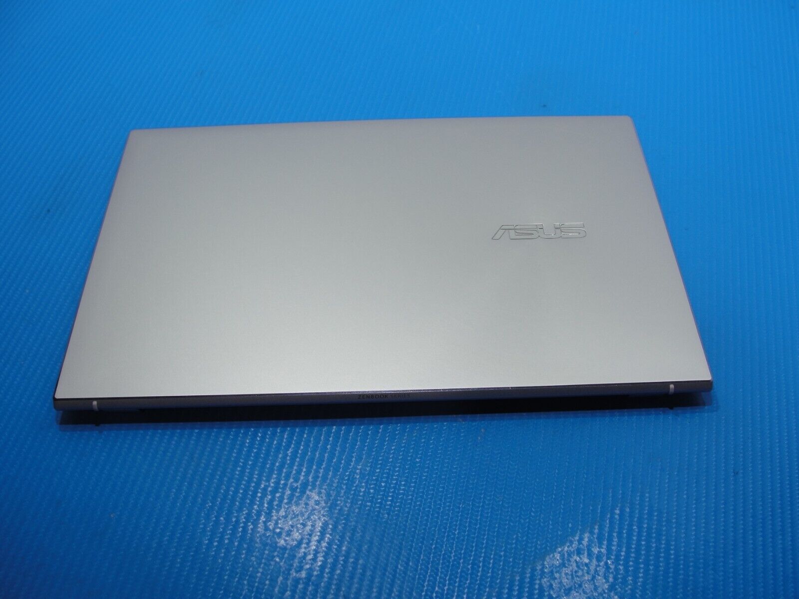 Asus ZenBook UX325JA 13.3