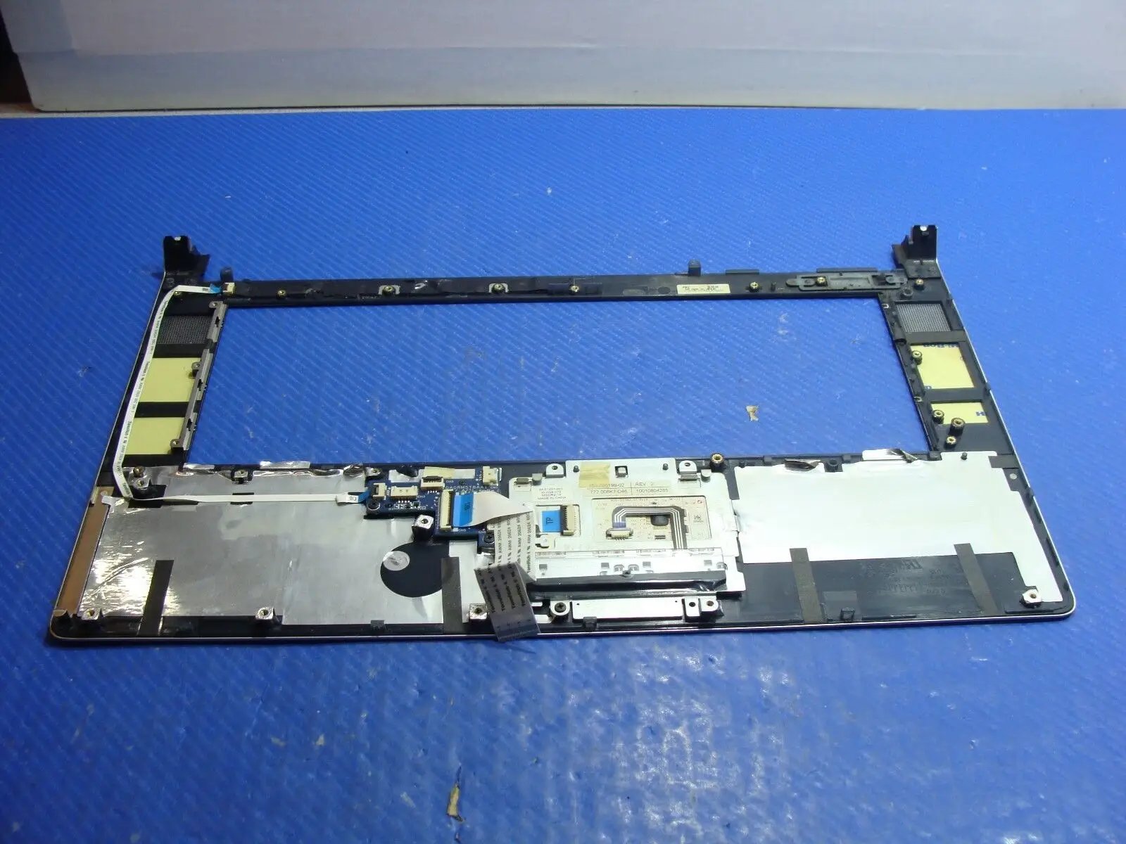 Dell XPS 15.6 Studio 1645 OEM Palmrest w/TouchPad WJ004-072 772-008K7-D46