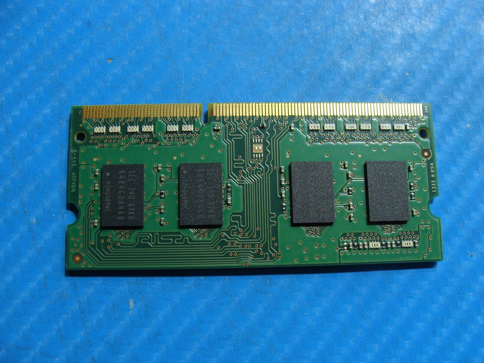 Samsung NP470R5E-K02UB Samsung 4GB 1Rx8 SO-DIMM Memory RAM M471B5173DB0-YK0