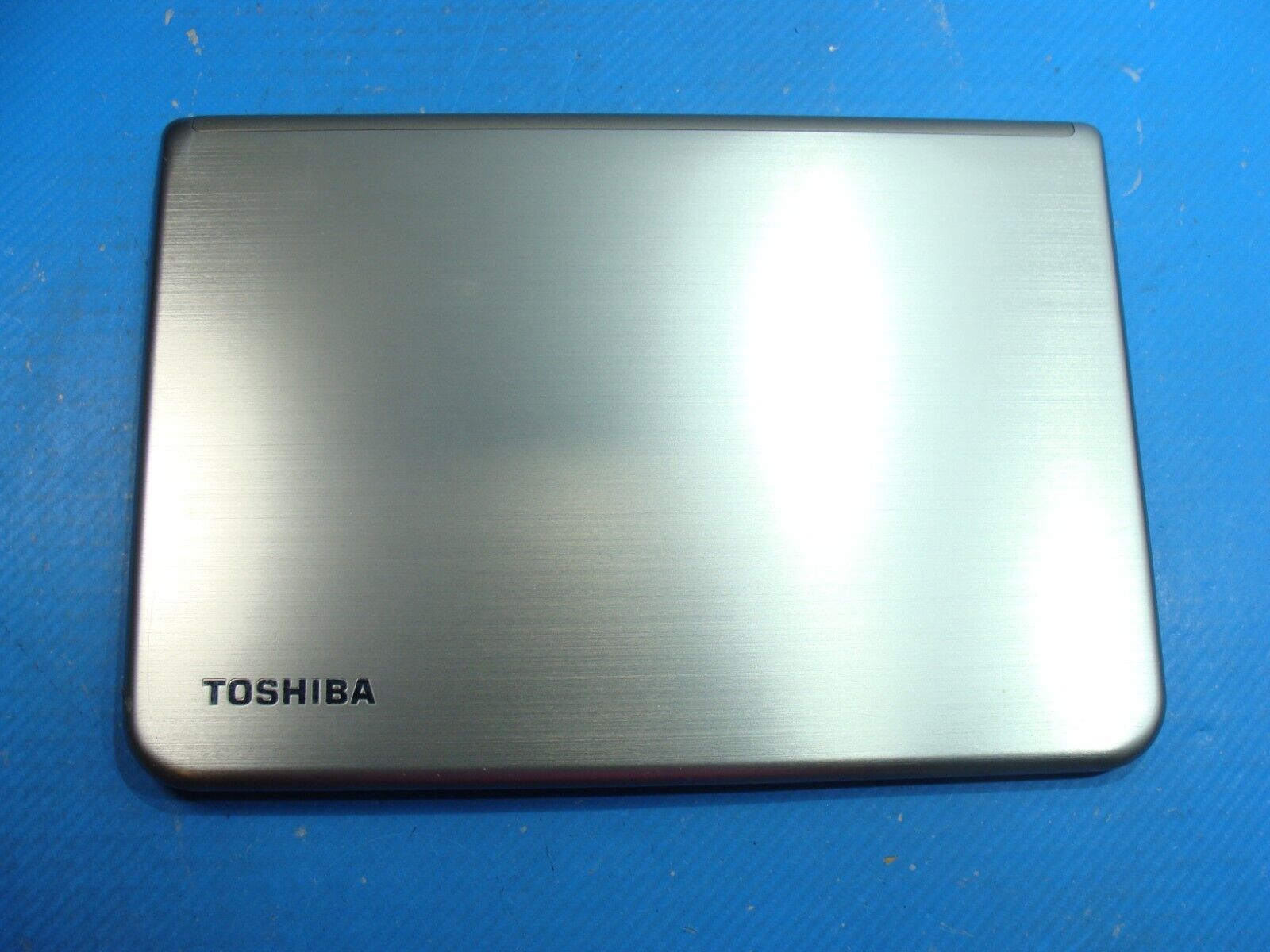 Toshiba Satellite E45t-A4100 14