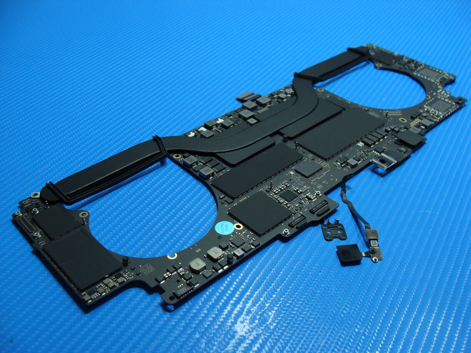 MacBook Pro A1990 2018 MR932LL/A i7 2.2/16/512 Logic Board 661-09990 w/Touch ID