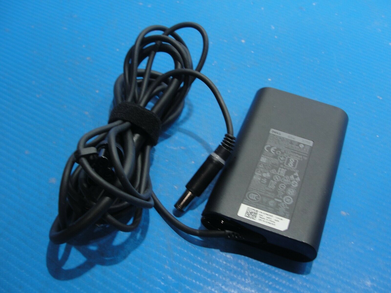 Genuine Dell AC Adapter Power Charger 19.5V 3.34A 65W LA65NM130 0JNKWD 