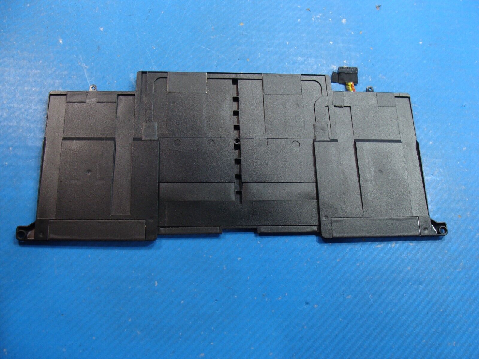 Asus UX31E 13.3 Battery 7.4V 50Wh 6840mAh C22-UX31 85%