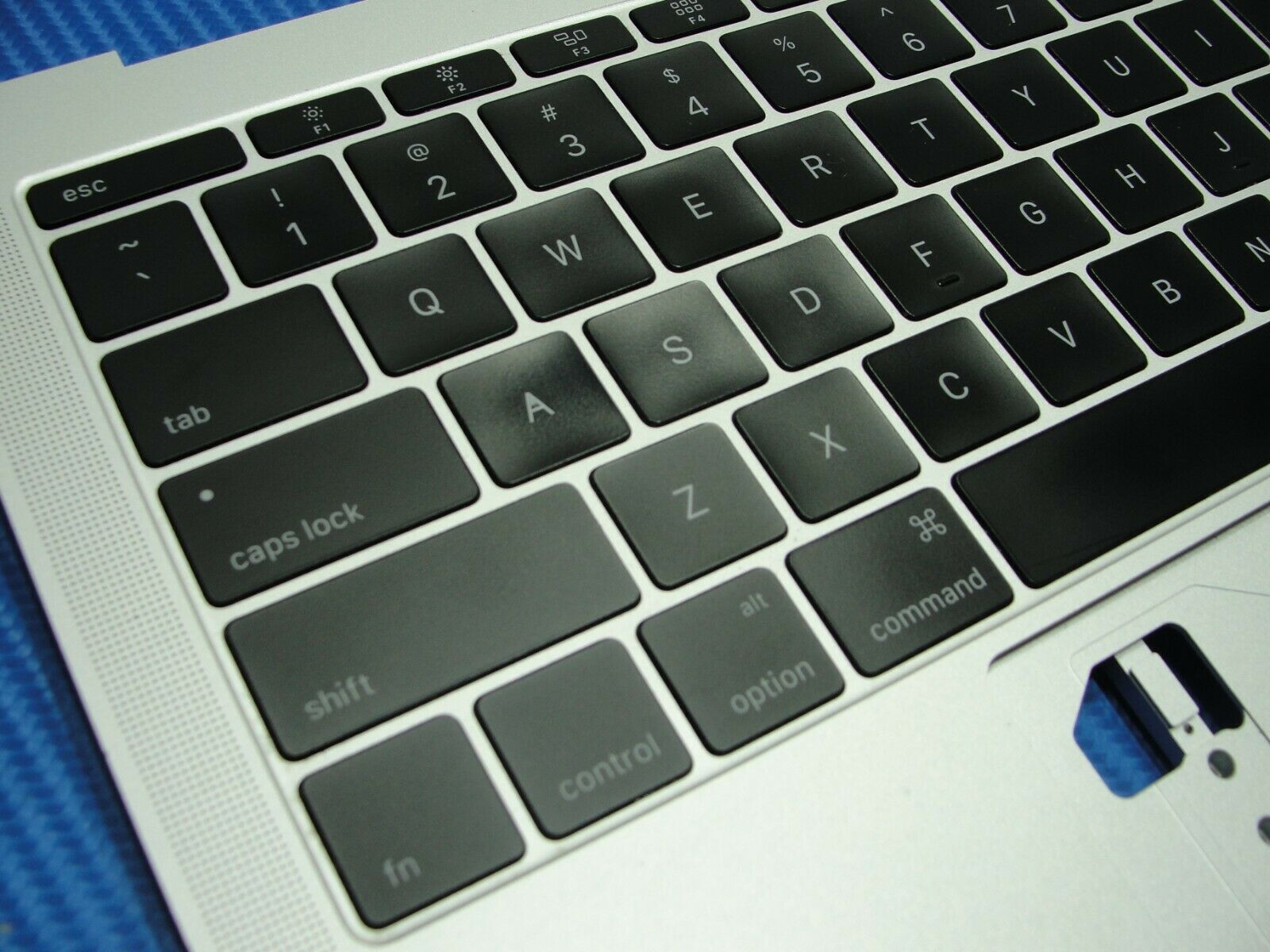 MacBook Pro A1708 13