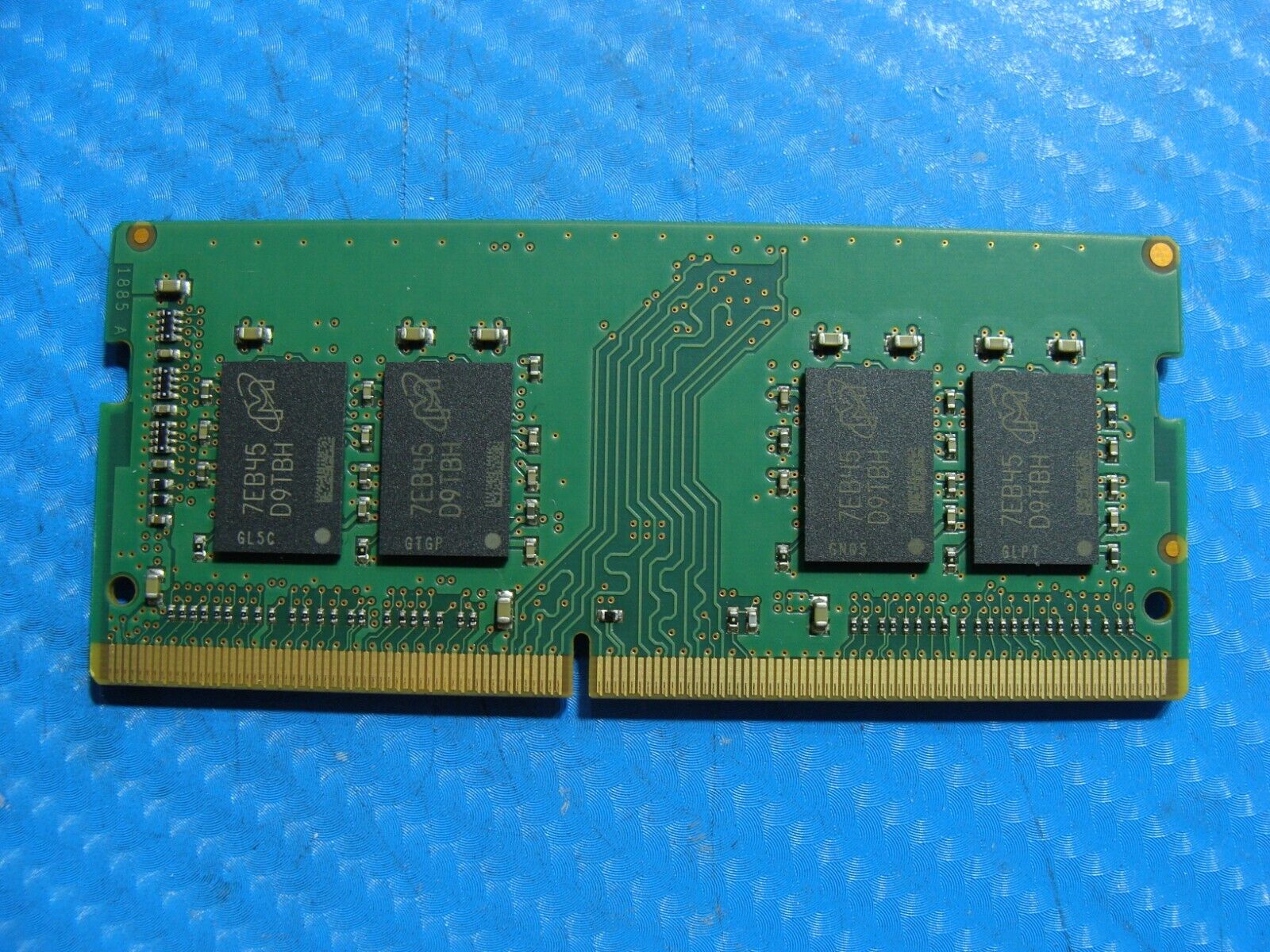 Dell 5480 Micron 8Gb 1Rx8 Memory Ram So-Dimm PC4-2400T MTA8ATF1G64HZ-2G3B1