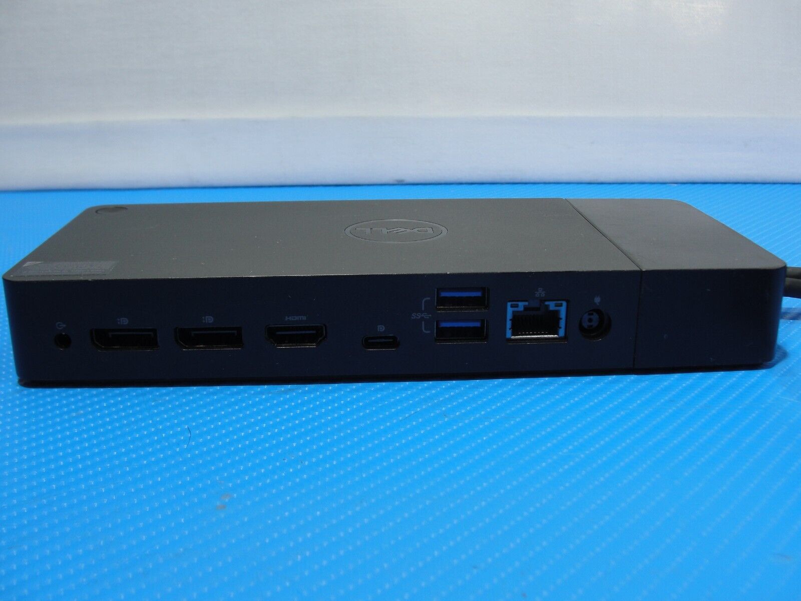 Dell WD19TB Docking Station 19.5V 9.23A K20A001 W/ 240W Power Adapter GA240PE100