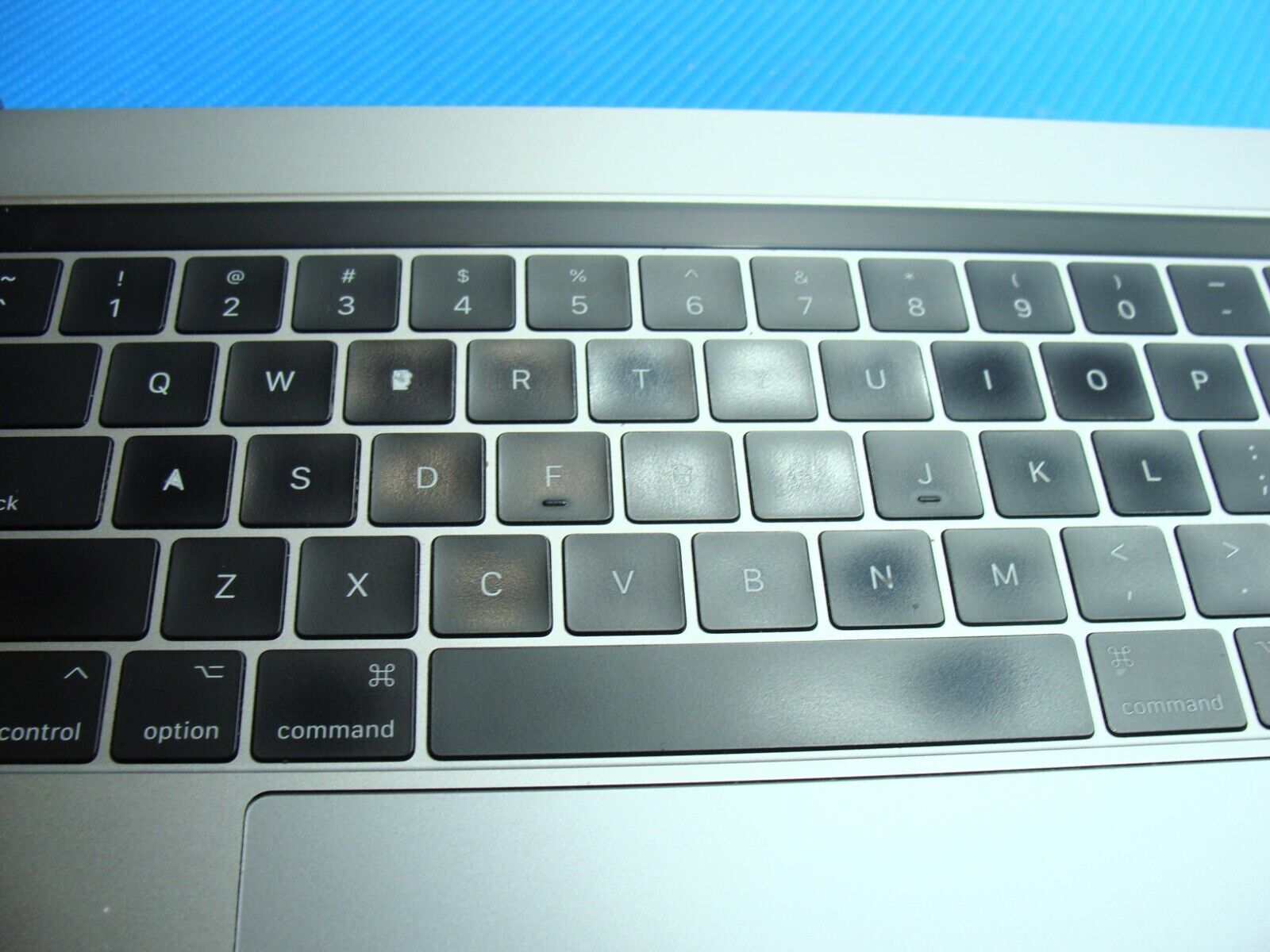 MacBook Pro A1707 15