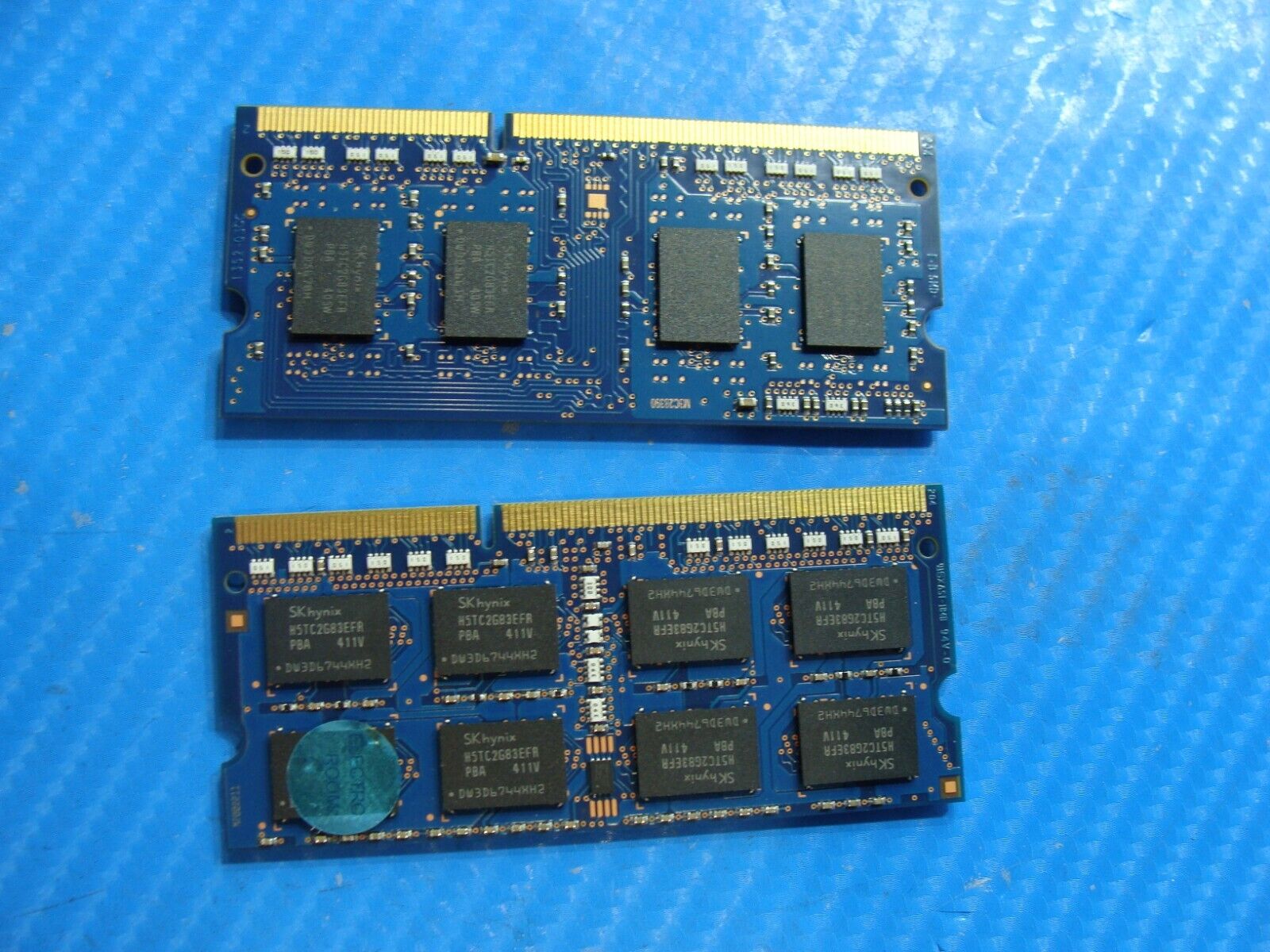 Dell 7537 So-Dimm SK Hynix 4GB & 2GB Memory HMT351S6EFR8A-PB HMT325S6EFR8A-PB