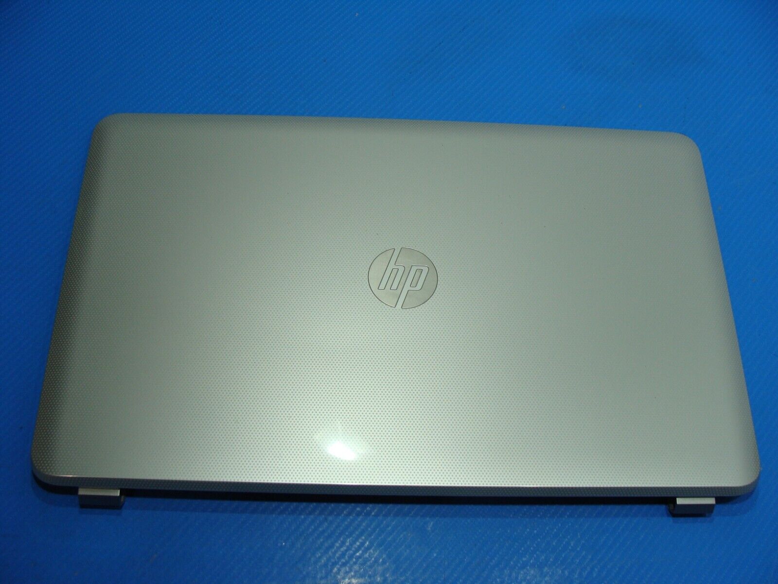 HP Pavilion 17.3” 17-e019dx LCD Screen Back Cover w/Front Bezel 3CR68TPA03 Grd A