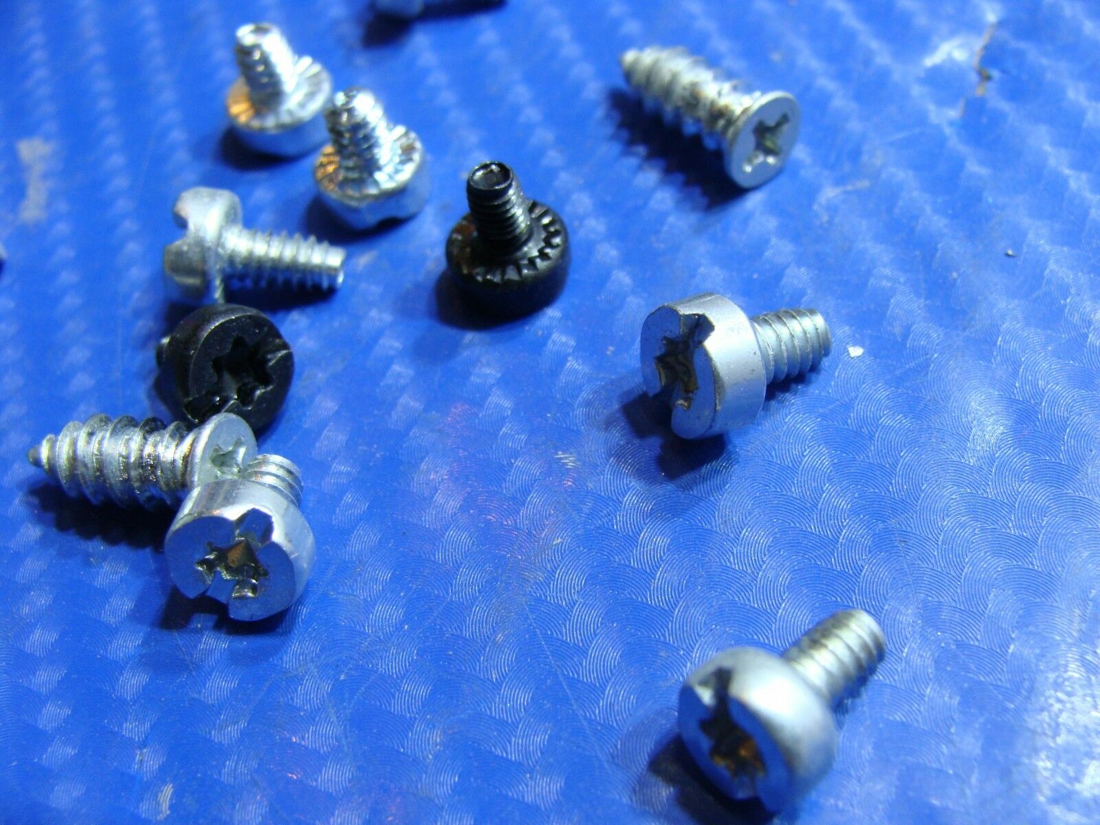 HP Pavilion P2-1310 Desktop Genuine Screw Set Screws for Repair ScrewSet ER* - Laptop Parts - Buy Authentic Computer Parts - Top Seller Ebay