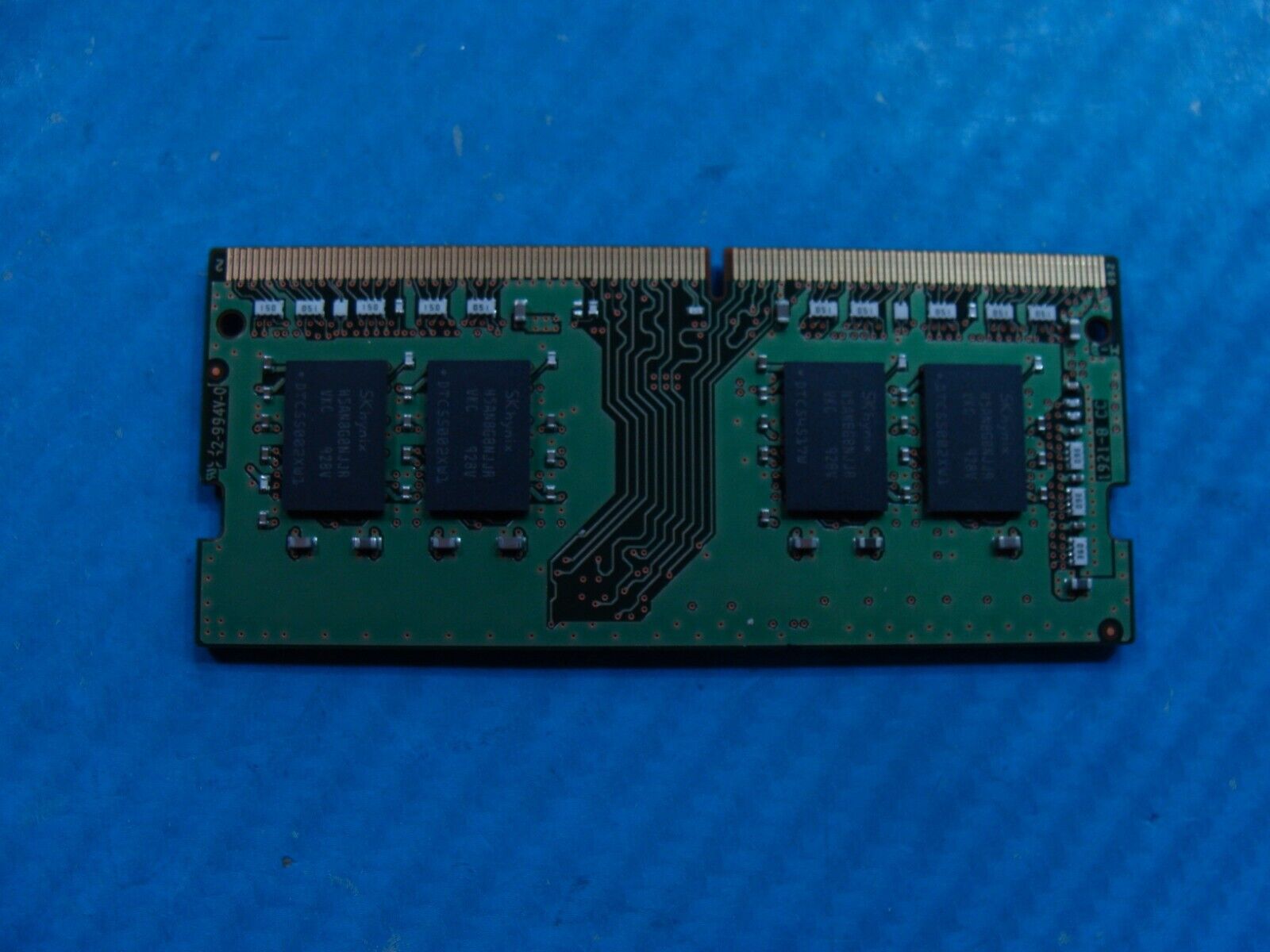 Dell 5300 So-Dimm SK Hynix 8GB 1Rx8 Memory RAM PC4-2666V HMA81GS6JJR8N-VK