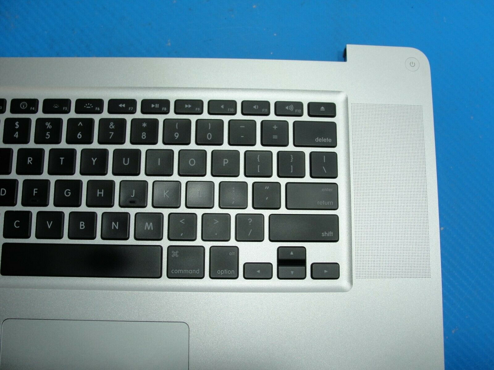 MacBook Pro 17