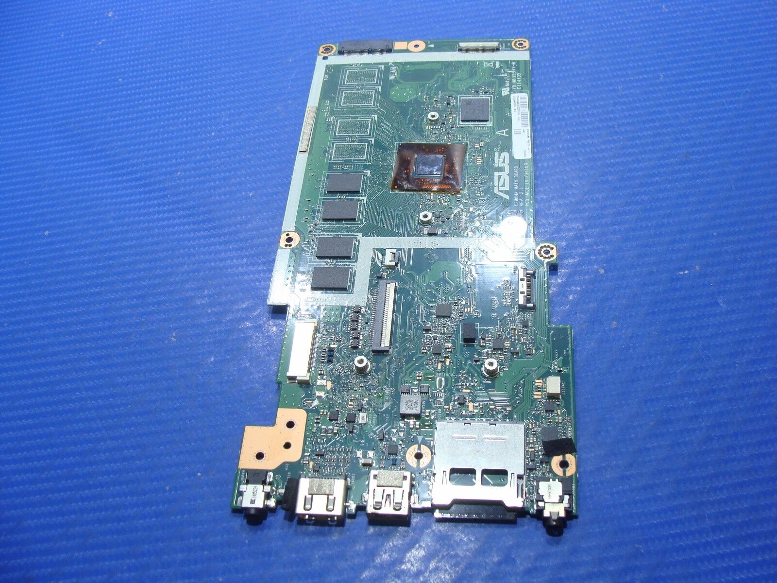 Asus C300M 13.3