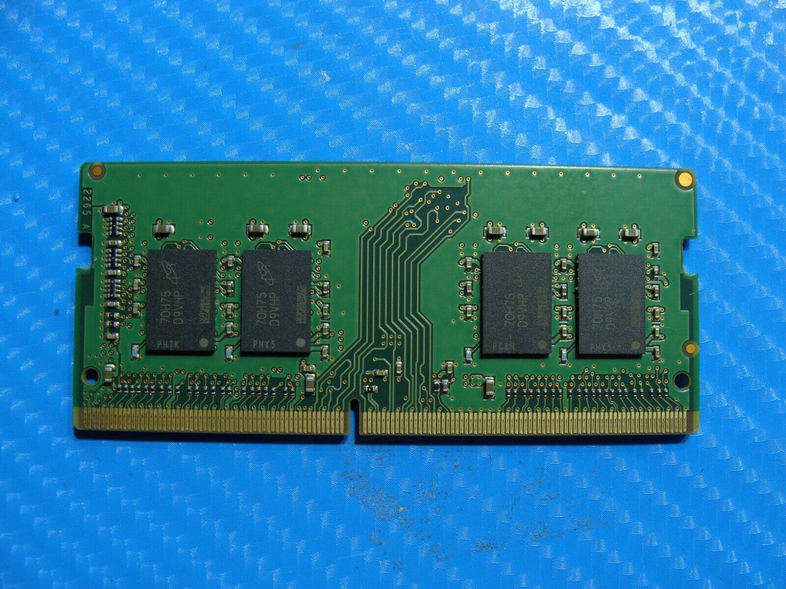 Dell 7280 Micron 8Gb 1Rx8 Memory RAM So-Dimm PC4-2400T MTA8ATF1G64HZ-2G3H1