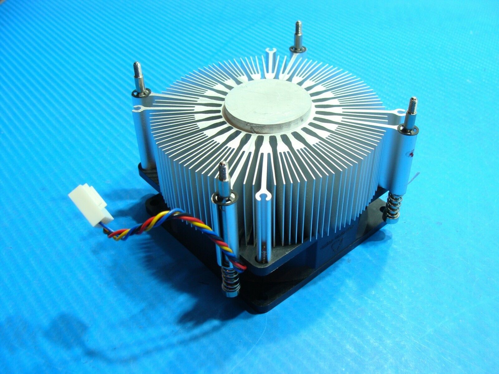 Dell OptiPlex 3040 Genuine Desktop CPU Cooling Fan w/Heatsink 3VRGY 