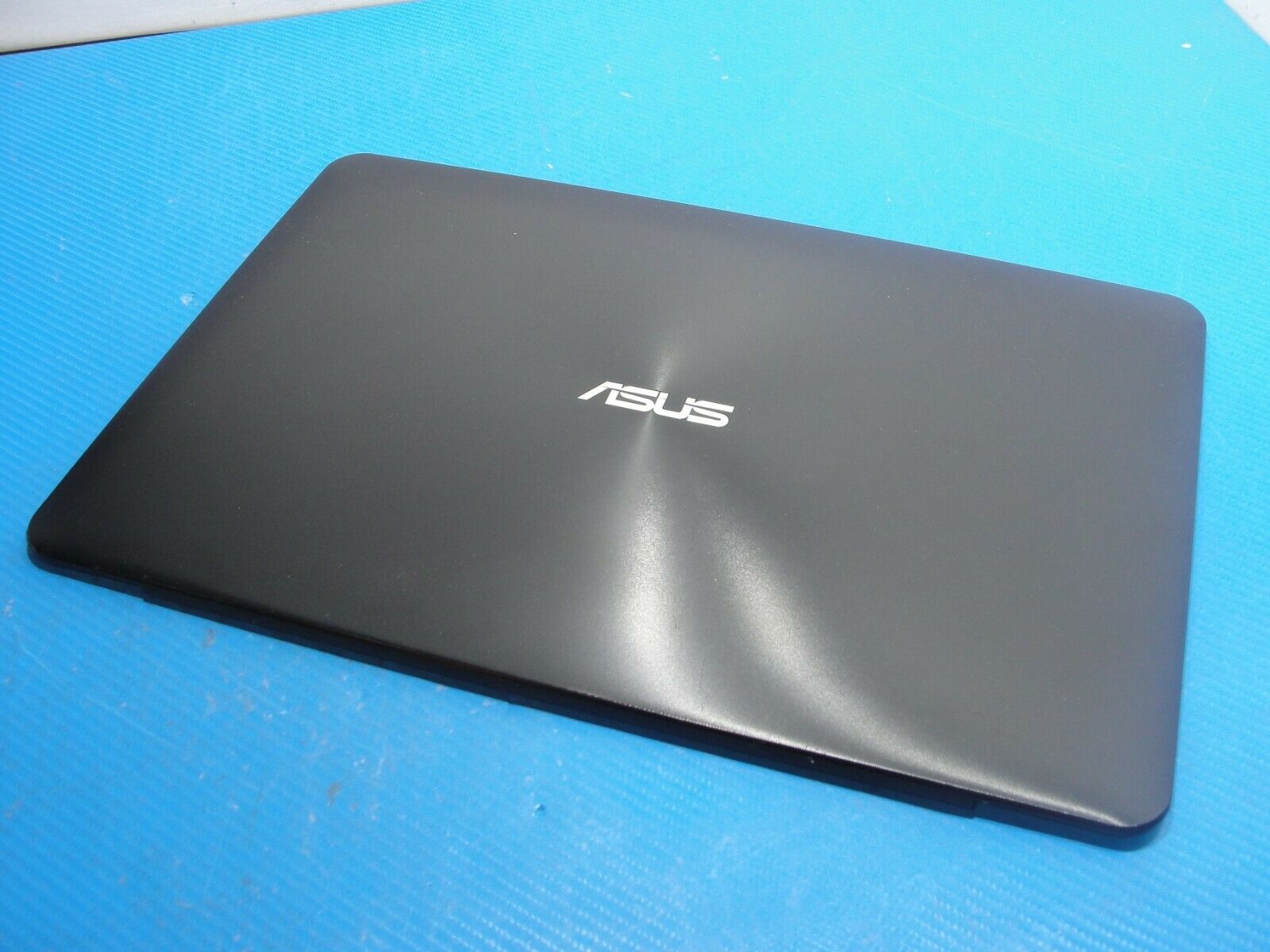 Asus 15.6