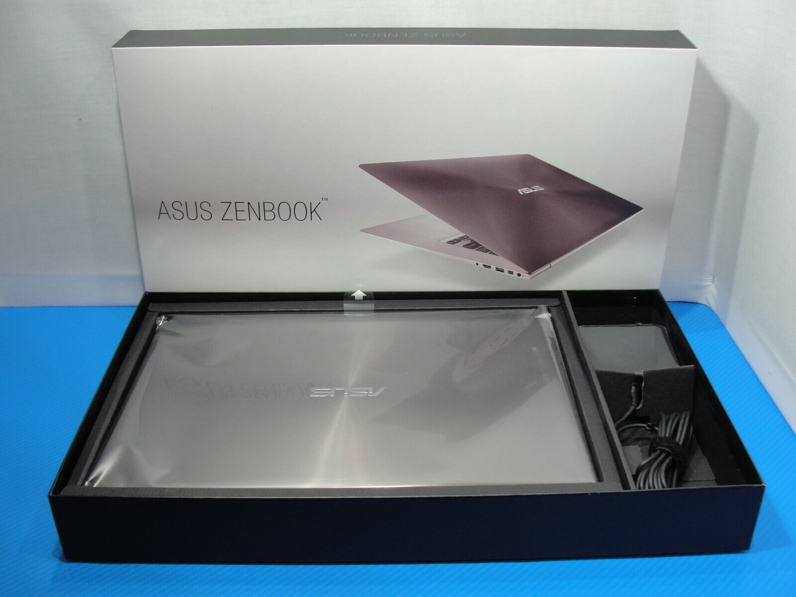 ASUS ZenBook 13.3