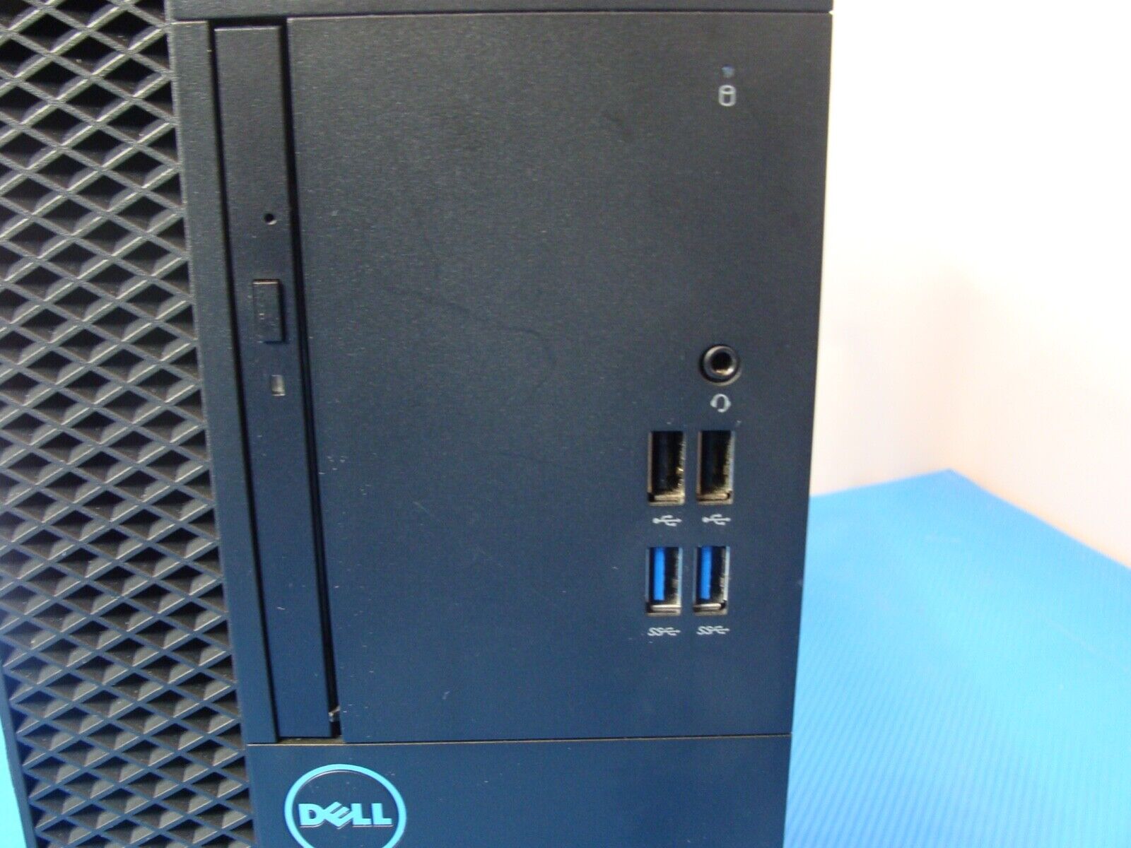 Grade A Dell Optiplex 3050 i5-7500 3.4GHz 8GB DDR4 512GB HDD 512GB HDD Win11 Pro