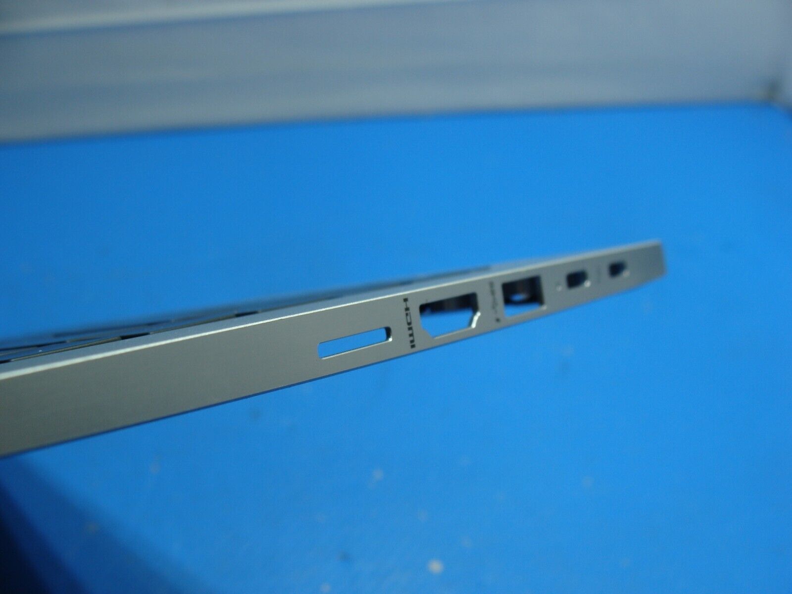 HP EliteBook 1040 G4 14