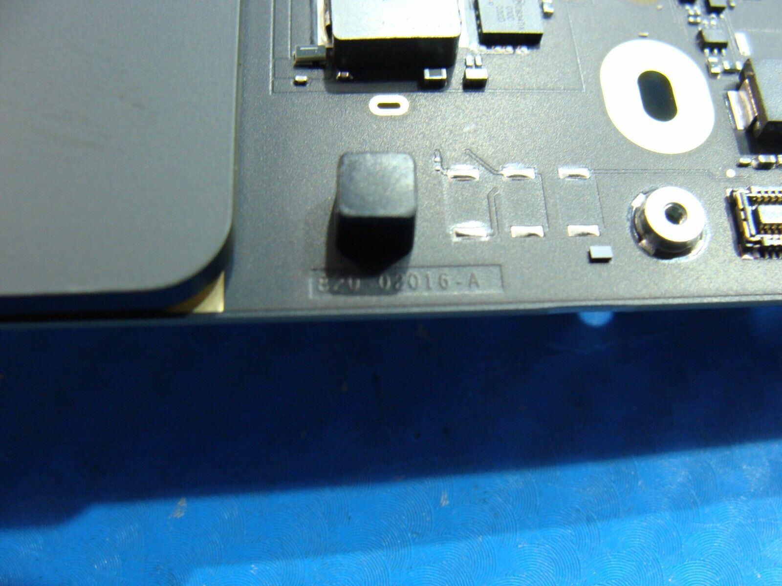 MacBook Air A2337 2020 MGN63LL M1 3.2GHz 8CPU/7GPU Logic Board 820-02016-A AS IS
