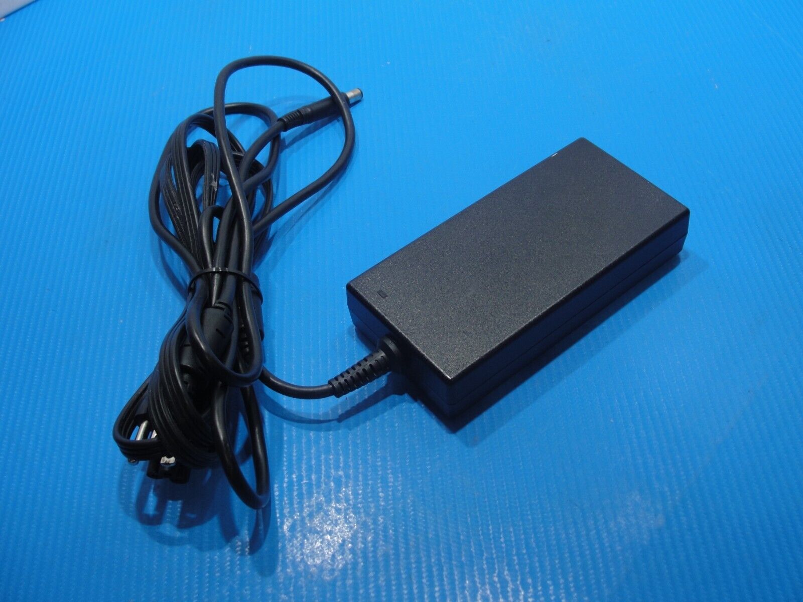 Genuine Dell AC Power Adapter Charger 19.5V 9.23A 180W  LA180PM180  047RW6