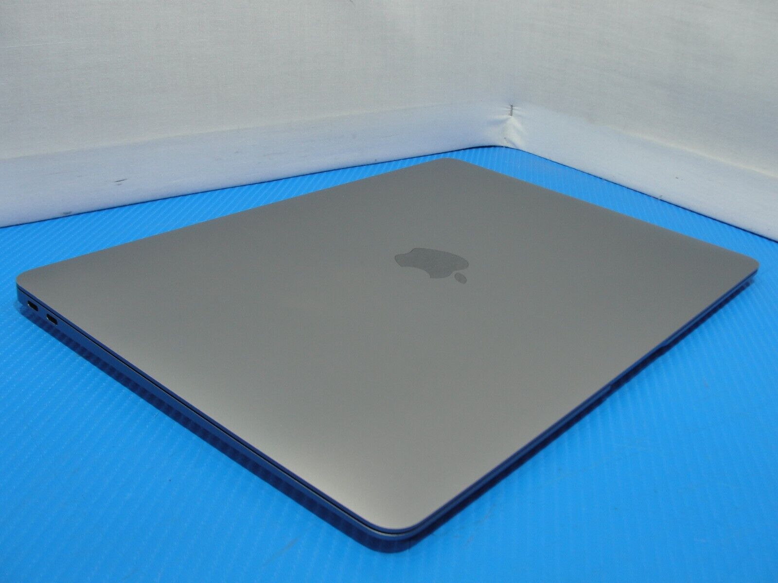 Apple MacBook Air 13