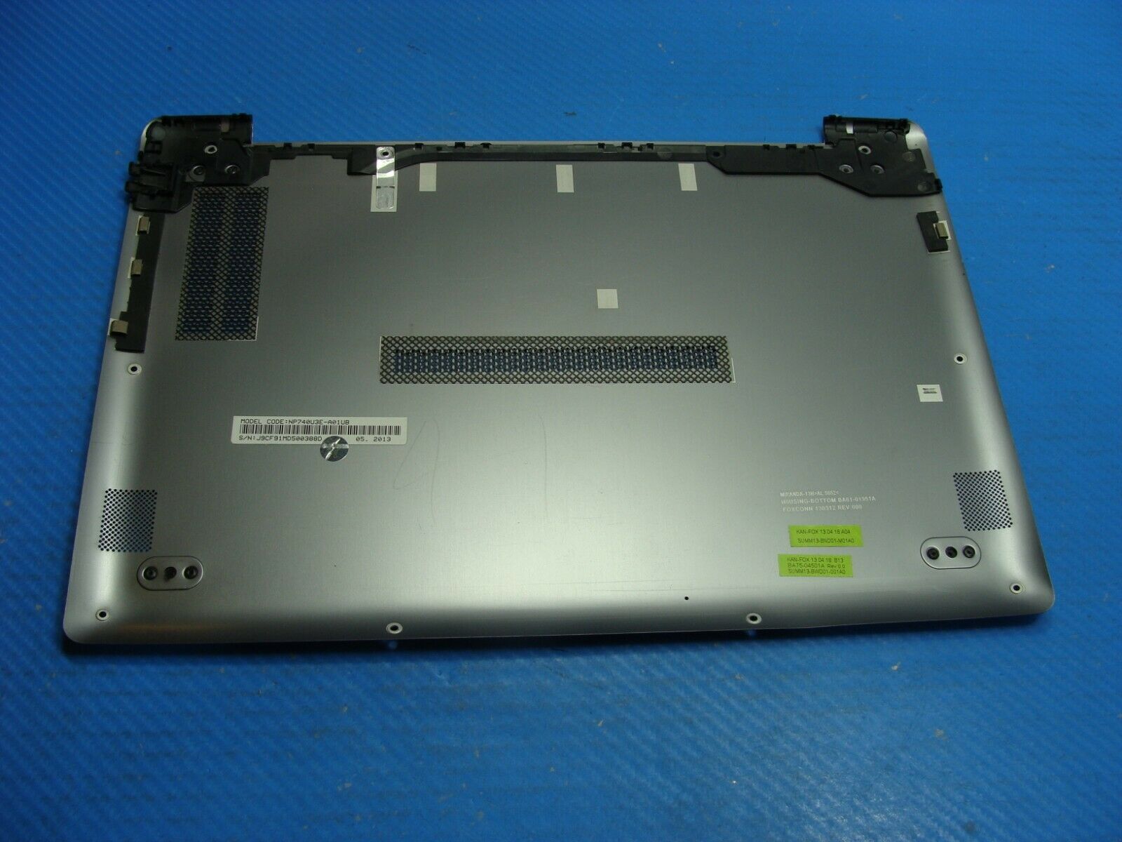 Samsung NP740U3E-A01UB 13.3